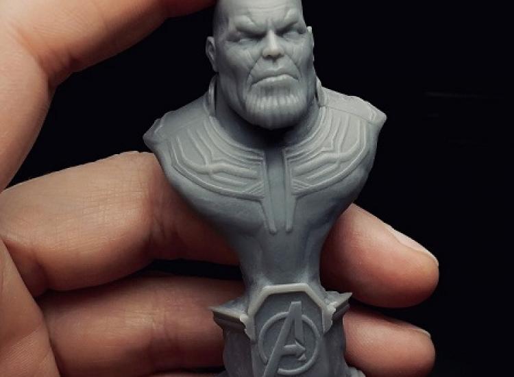 Танос из фотополимера