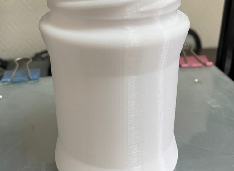 Распечатанный прототип банки