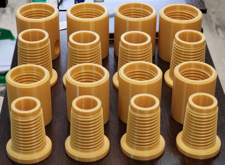 Распечатанные макеты габаритных ниппелей для выставки